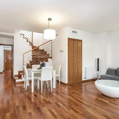 Modern Penthouse Girona Apartment *