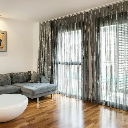 Modern Penthouse Girona Apartment *